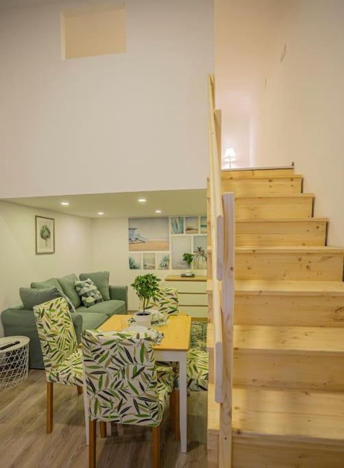Cosy Flat In Akacfa Str., Aya Daire Budapeşte Dış mekan fotoğraf