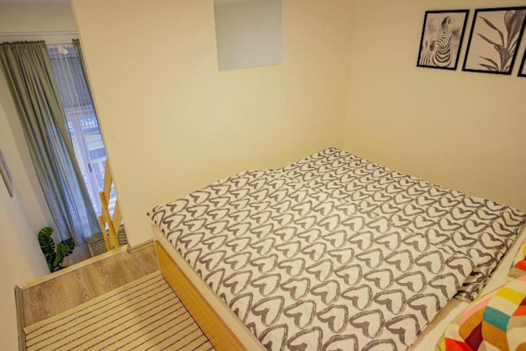 Cosy Flat In Akacfa Str., Aya Daire Budapeşte Dış mekan fotoğraf